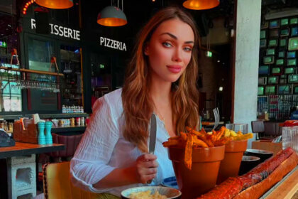 Octokuro net worth 2025 cosplay model earnings and income breakdown showing revenue streams from Patreon and brand deals