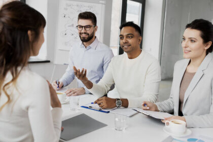 Qawerdehidom business framework diagram showing flexibility efficiency and innovation principles for company adaptability