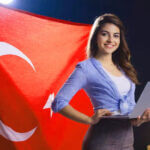 Türk Idla Turkish digital creator making TikTok video with traditional and modern elements on smartphone