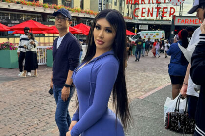 liliana Heartsss Instagram model posing for social media content with 3 million followers